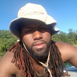 Meet your Posher, Eric